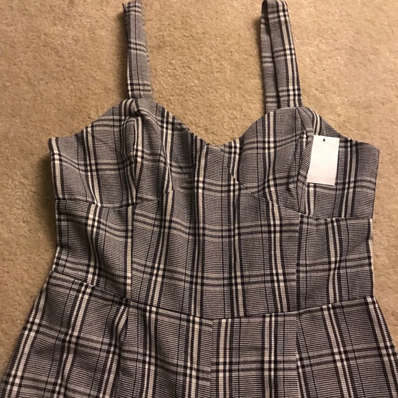 Wide strap wide crop leg jumpsuit - Picture 5 of 7